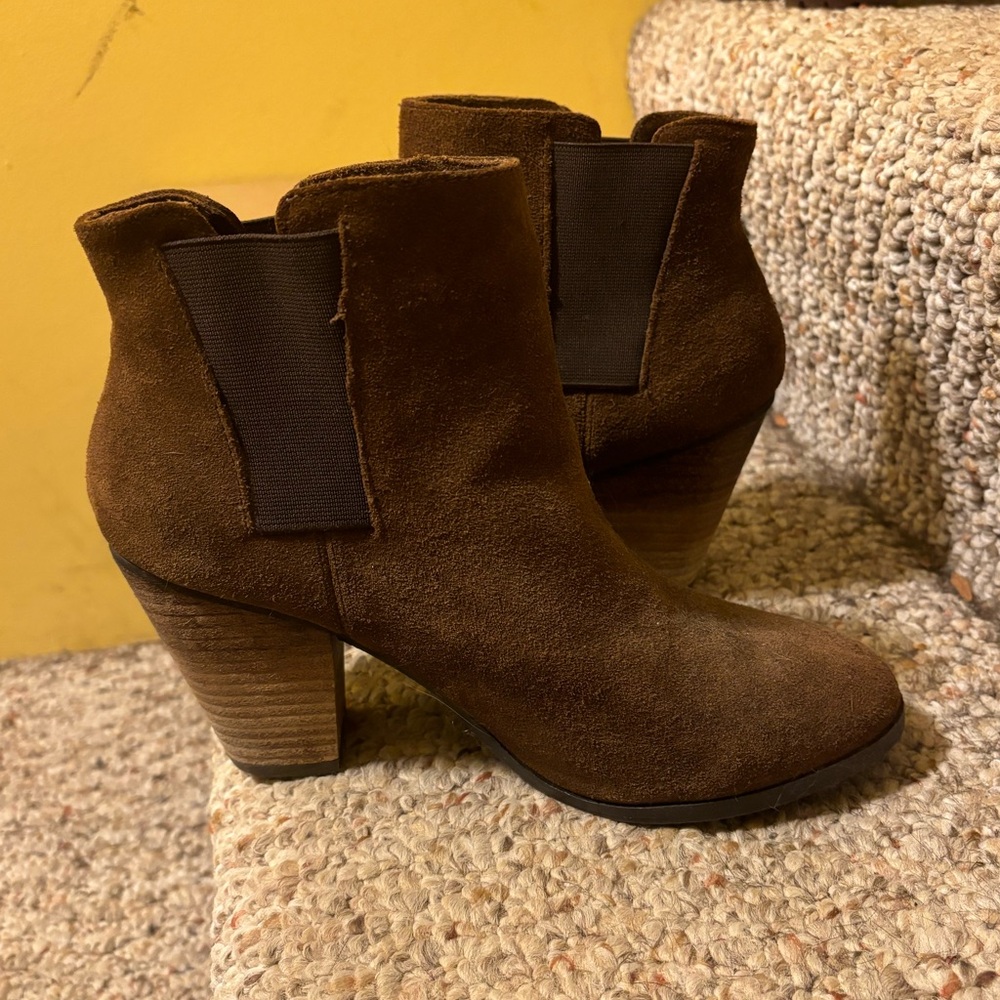 Vince Camuto Suede boot heels